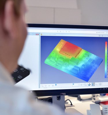 lichtberechnung-lichtsimulation-light-simulation-lichtplanung_02-375x400